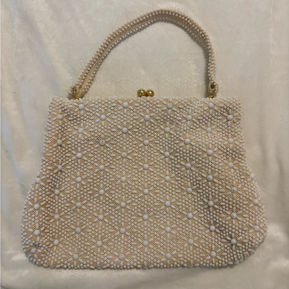 Cream beaded pearl bag! So cute and vintage!